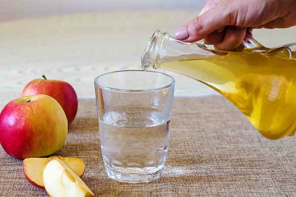 فوائد خل التفاح مع الماء